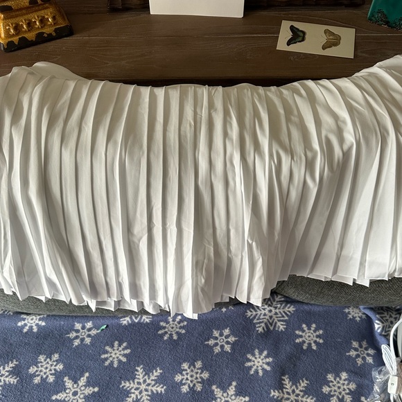 NWT Disney Fantasyland castle skort - Picture 2 of 7